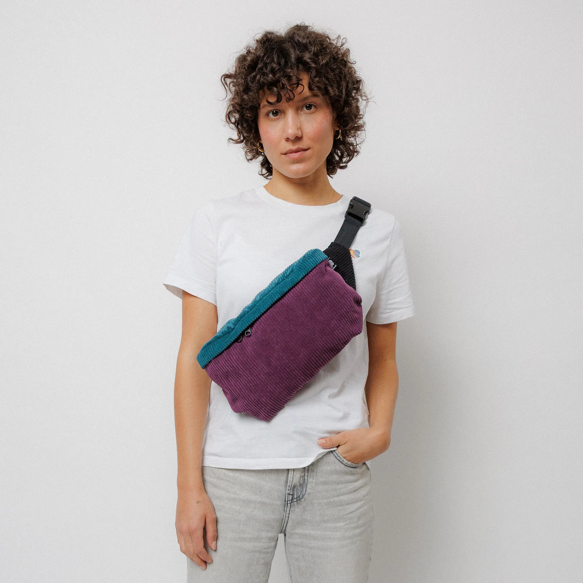 Bauchtasche Groß Eckig Cord Farbtrio - Image 15